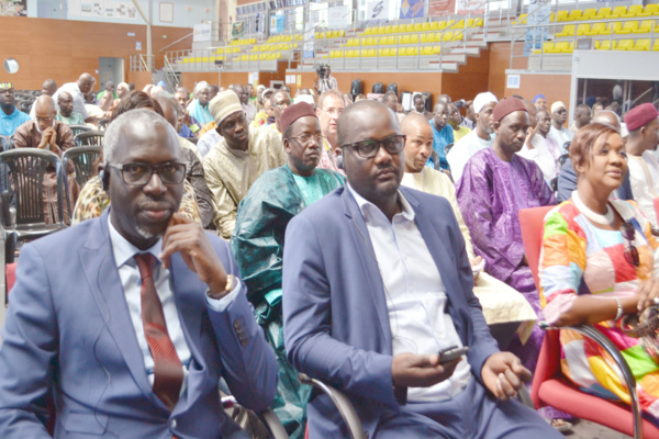 Litiges fonciers des émigrés : Mr Dame Fall , Directeur régional des impôts et des domaines de Dakar, leur demande de se rapprocher des services de l’Etat Litiges fonciers des émigrés : Mr Dame Fall , Directeur régional des impôts et des domaines de Dakar, leur demande de se rapprocher des services de l’Etat