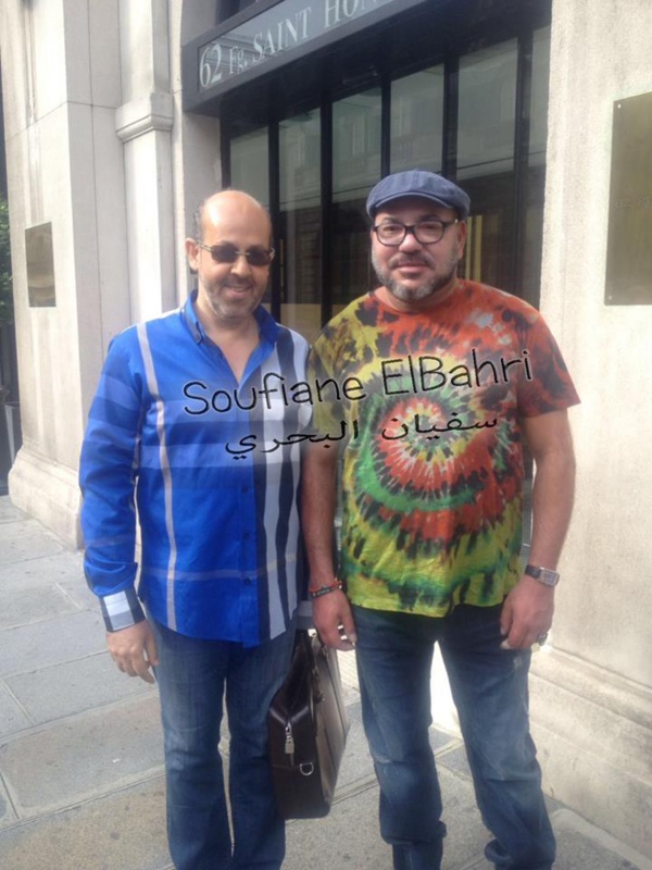 Le "look" incroyable du Roi Mohammed VI en balade dans les rues de Paris Le "look" incroyable du Roi Mohammed VI en balade dans les rues de Paris