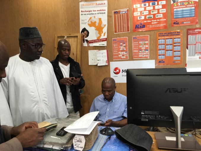 El Hadj Khaoussou Dramé, le richissime "philanthrope" sénégalais, spécialiste du change et du transfert d'argent El Hadj Khaoussou Dramé, le richissime "philanthrope" sénégalais, spécialiste du change et du transfert d'argent