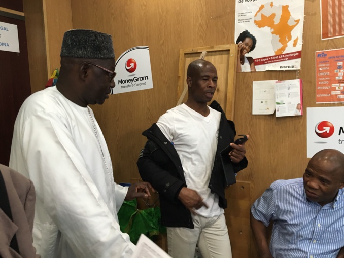 El Hadj Khaoussou Dramé, le richissime "philanthrope" sénégalais, spécialiste du change et du transfert d'argent El Hadj Khaoussou Dramé, le richissime "philanthrope" sénégalais, spécialiste du change et du transfert d'argent