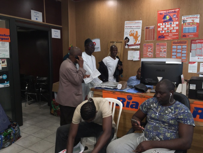 El Hadj Khaoussou Dramé, le richissime "philanthrope" sénégalais, spécialiste du change et du transfert d'argent El Hadj Khaoussou Dramé, le richissime "philanthrope" sénégalais, spécialiste du change et du transfert d'argent