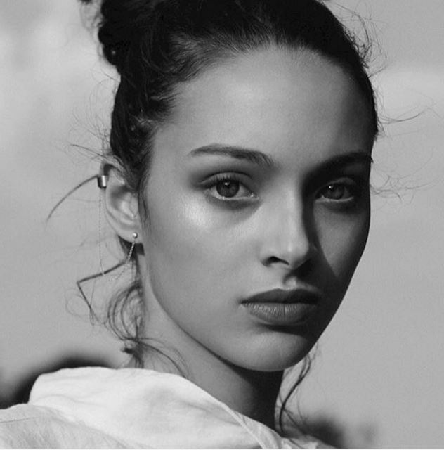 Jenaye, la fille de Yannick Noah : la Top Model à suivre (Photos) Jenaye, la fille de Yannick Noah : la Top Model à suivre (Photos)