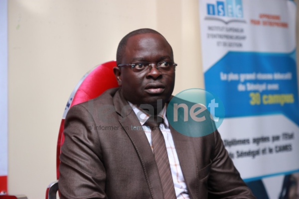 Conférence à l'ISEG par le Professeur Steven Ekovick (photos) Conférence à l'ISEG par le Professeur Steven Ekovick (photos)