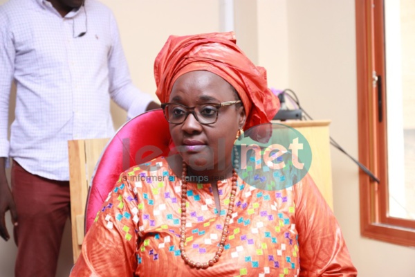 Conférence à l'ISEG par le Professeur Steven Ekovick (photos) Conférence à l'ISEG par le Professeur Steven Ekovick (photos)