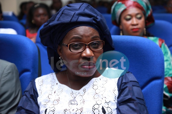 Conférence à l'ISEG par le Professeur Steven Ekovick (photos) Conférence à l'ISEG par le Professeur Steven Ekovick (photos)