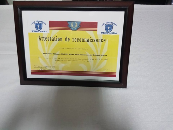 Subvention communale : Le maire de Dakar-Plateau, Alioune Ndoye à fond dans le social Subvention communale : Le maire de Dakar-Plateau, Alioune Ndoye à fond dans le social