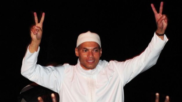 Selon une source proche de Karim Wade, le fils de Vivianne Wade se prépare activement pour venir triomphalement au Sénégal avant de se rendre en France. Selon une source proche de Karim Wade, le fils de Vivianne Wade se prépare activement pour venir triomphalement au Sénégal avant de se rendre en France.