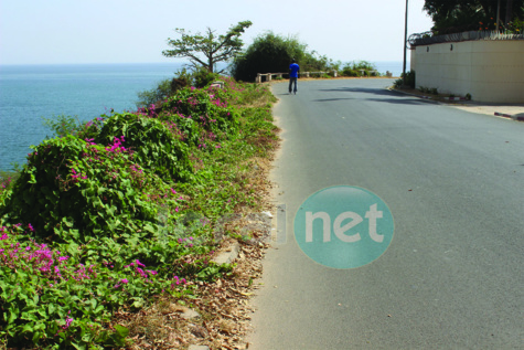 Quand la route de la corniche Est expose les automobilistes à des dangers… Quand la route de la corniche Est expose les automobilistes à des dangers…