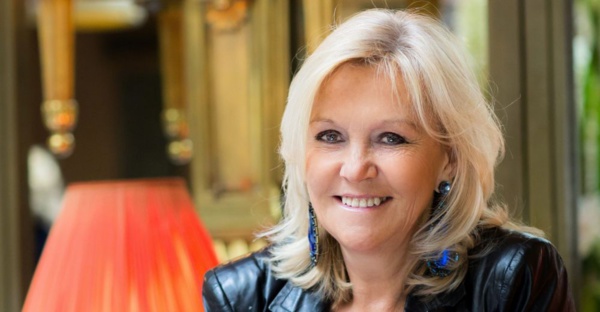 Anne Méaux qui a créé en 1988 l’agence de communication Image 7 reste une arme fatale, même si Karim Wade aura des écueils juridiques à surmonter au Sénégal avec la validation ou même l’autorisation de sa candidature à la Présidentielle de 2019. Anne Méaux qui a créé en 1988 l’agence de communication Image 7 reste une arme fatale, même si Karim Wade aura des écueils juridiques à surmonter au Sénégal avec la validation ou même l’autorisation de sa candidature à la Présidentielle de 2019.