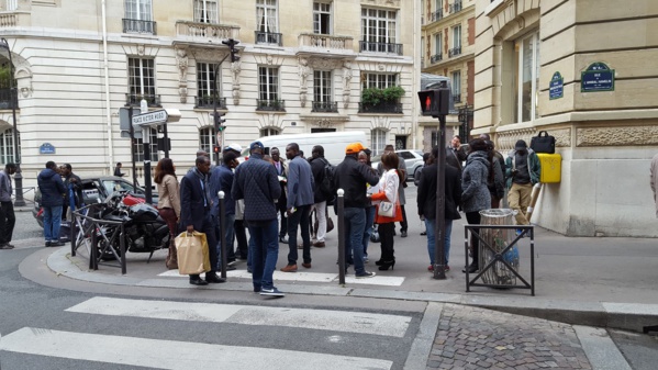 26 personnes de l'opposition Sénégalaise ont manifesté à Paris ( Photos)