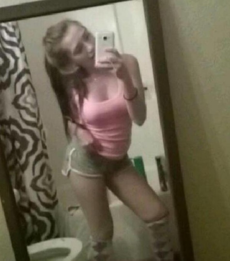 Cette ado de 16 ans accouche dans sa chambre, tue le bébé... et publie ceci sur son compte Facebook! Cette ado de 16 ans accouche dans sa chambre, tue le bébé... et publie ceci sur son compte Facebook!