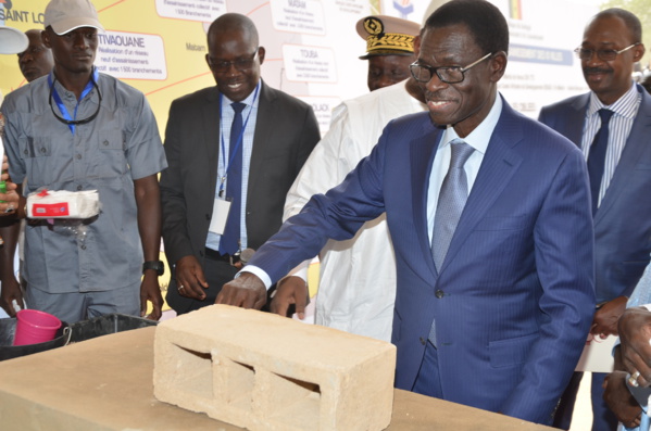 Les images de la visite du Président Macky Sall à Louga Les images de la visite du Président Macky Sall à Louga