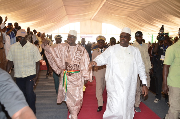 Les images de la visite du Président Macky Sall à Louga Les images de la visite du Président Macky Sall à Louga