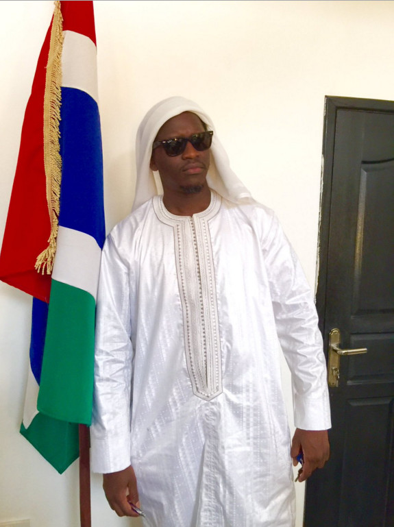 18 Photos: Le "fils" de Yahya Jammeh va-t-il fuir de la Gambie?