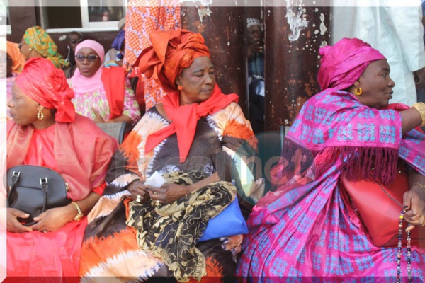 Vidéo intégrale-photos: (Affaire Khalifa Sall et Cie),la grande conférence de presse de Me El Hadji Diouf et Mme Ngoné Ndiaye
