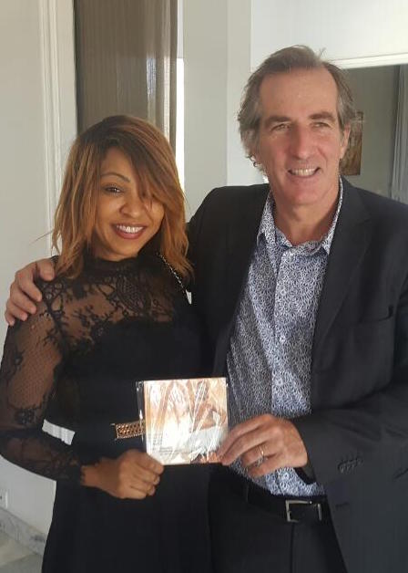 Viviane Chidid rencontre Mimi Touré et Son Excellence l'ambassadeur de la France au Sénégal pour le lancement du Wuyuma tour 2017 Viviane Chidid rencontre Mimi Touré et Son Excellence l'ambassadeur de la France au Sénégal pour le lancement du Wuyuma tour 2017