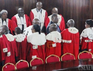 Le juge Souleymane Teliko convoqué devant le conseil de discipline du CSM, la magistrature sur le pied de guerre (Mis à jour) Le juge Souleymane Teliko convoqué devant le conseil de discipline du CSM, la magistrature sur le pied de guerre (Mis à jour)