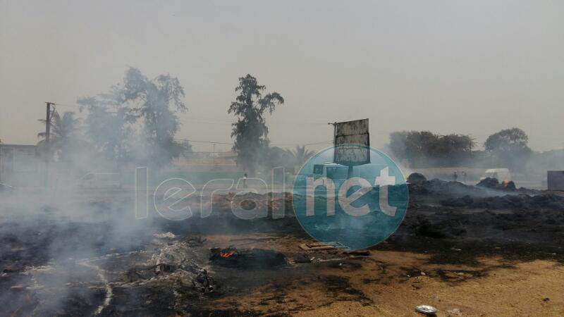 PHOTOS: Incendie à Sicap Mbao "Fora" PHOTOS: Incendie à Sicap Mbao "Fora"