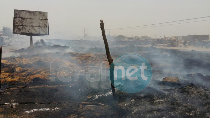 PHOTOS: Incendie à Sicap Mbao "Fora" PHOTOS: Incendie à Sicap Mbao "Fora"