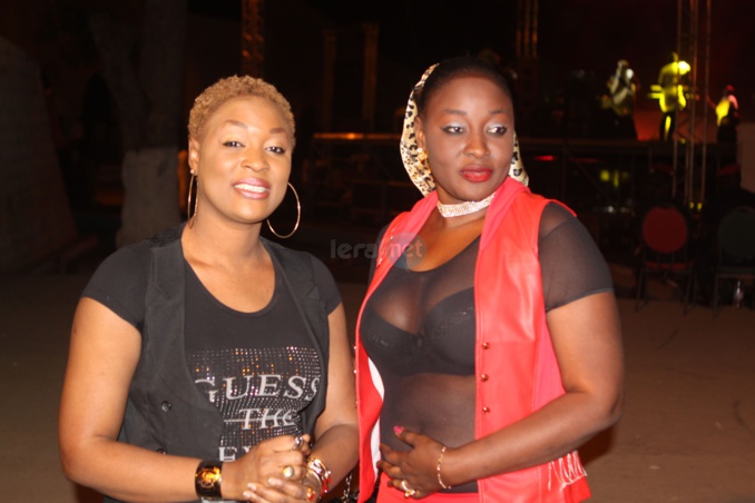 Titi casse la baraque à Thiès le temps d'un concert à la place de France Titi casse la baraque à Thiès le temps d'un concert à la place de France