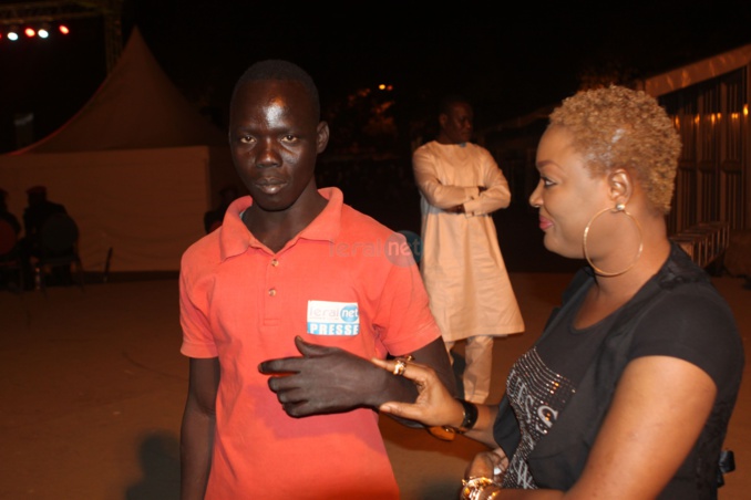 Titi casse la baraque à Thiès le temps d'un concert à la place de France Titi casse la baraque à Thiès le temps d'un concert à la place de France