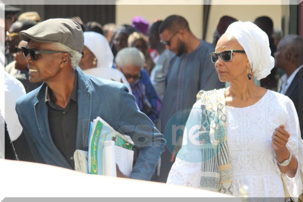Vidéo et photos: la levée du corps de Issa Samb alias Joe Ouakam 