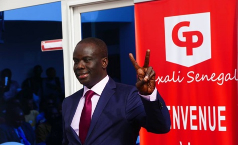 Guédiéwaye: 21 partis politiques et mouvements investissent Malick Gackou tête de liste Guédiéwaye: 21 partis politiques et mouvements investissent Malick Gackou tête de liste