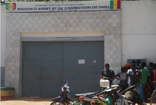 L'autre tragédie de Ousseynou Dias: le père des enfants morts aux P.A, en prison pour rien ? L'autre tragédie de Ousseynou Dias: le père des enfants morts aux P.A, en prison pour rien ?