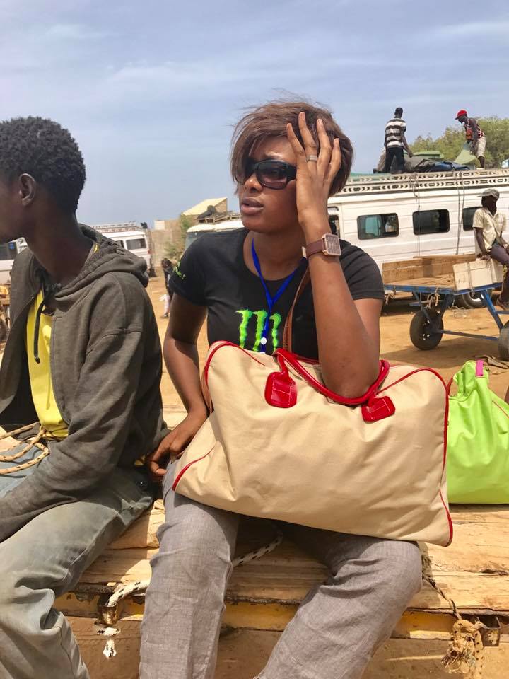 La mannequin Evelyne Gomis à Popenguine La mannequin Evelyne Gomis à Popenguine