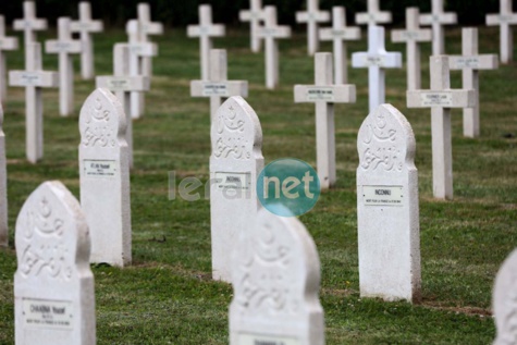 Photos : Le président Macky Sall a pris part à la commémoration à la mémoire des tirailleurs sénégalais à Chastre Photos : Le président Macky Sall a pris part à la commémoration à la mémoire des tirailleurs sénégalais à Chastre