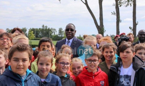 Photos : Le président Macky Sall a pris part à la commémoration à la mémoire des tirailleurs sénégalais à Chastre