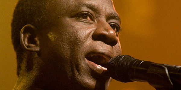 En studio, depuis plusieurs mois, Thione Seck prépare un coffret de sept albums En studio, depuis plusieurs mois, Thione Seck prépare un coffret de sept albums
