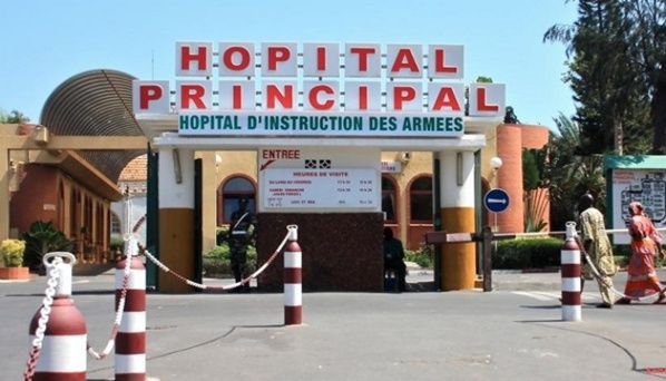 Usurpation de fonction: la ménagère Absa Bamba Diagne se faisait passer pour un médecin-colonel de l’hôpital Principal Usurpation de fonction: la ménagère Absa Bamba Diagne se faisait passer pour un médecin-colonel de l’hôpital Principal