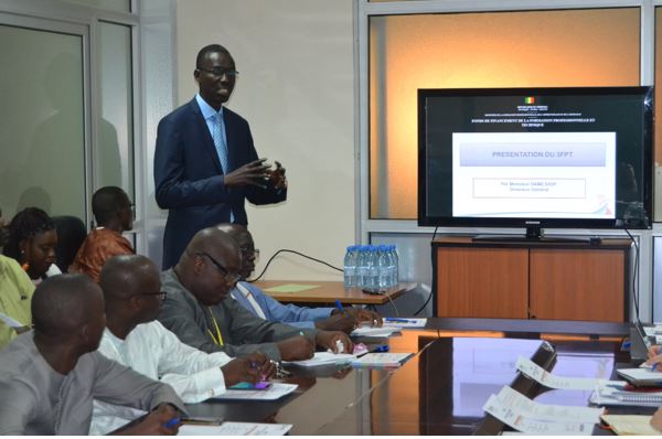 Employabilité des jeunes: Le conseil d’Administration de la Fondation Master Card à l’ANPEJ Employabilité des jeunes: Le conseil d’Administration de la Fondation Master Card à l’ANPEJ