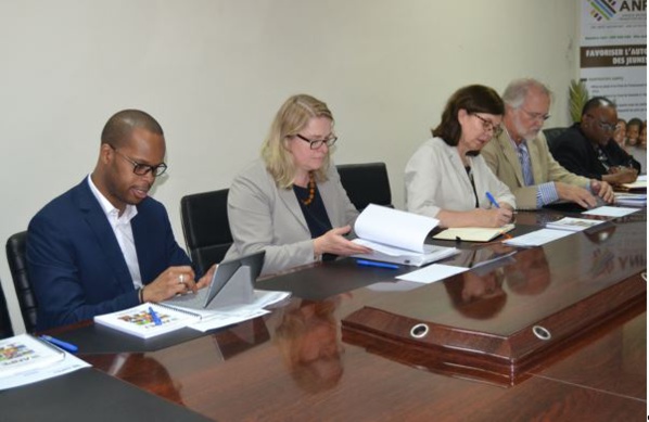 Employabilité des jeunes: Le conseil d’Administration de la Fondation Master Card à l’ANPEJ Employabilité des jeunes: Le conseil d’Administration de la Fondation Master Card à l’ANPEJ