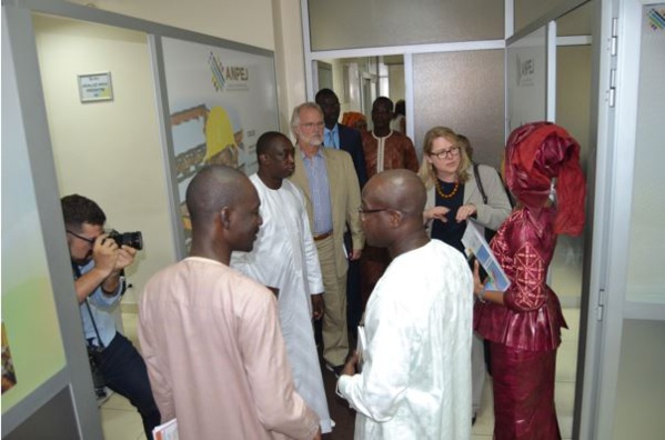 Employabilité des jeunes: Le conseil d’Administration de la Fondation Master Card à l’ANPEJ Employabilité des jeunes: Le conseil d’Administration de la Fondation Master Card à l’ANPEJ