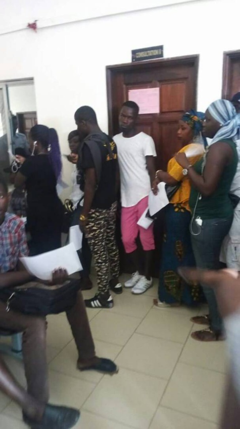 Don de sang: Très forte affluence des jeunes au Centre de transfusion sanguine, ce lundi Don de sang: Très forte affluence des jeunes au Centre de transfusion sanguine, ce lundi