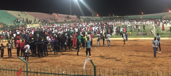 Bilan officiel du drame du stade Demba Diop: 8 morts et 303 blessés Bilan officiel du drame du stade Demba Diop: 8 morts et 303 blessés