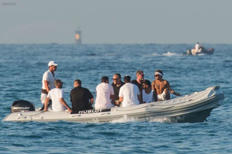 Images-Neymar s'éclate à Saint-Tropez Images-Neymar s'éclate à Saint-Tropez