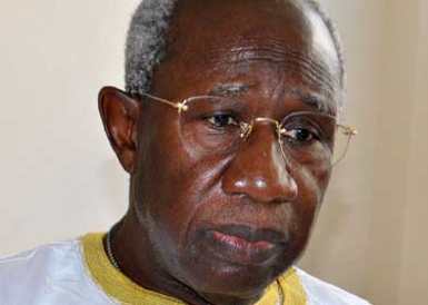 Iba Der Thiam critiqué par ses collègues : "S’il rend le carburant, il doit faire de même pour le véhicule" Iba Der Thiam critiqué par ses collègues : "S’il rend le carburant, il doit faire de même pour le véhicule"