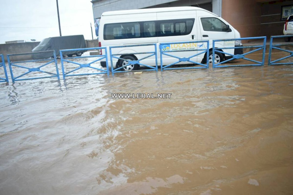 Photos: Dakar sous les eaux