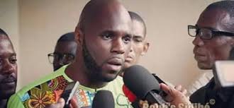 Journée noire contre le Franc Cfa aujourd’hui : Kémi Séba et ses camarades promettent de faire ‘’tomber’’ les billets Journée noire contre le Franc Cfa aujourd’hui : Kémi Séba et ses camarades promettent de faire ‘’tomber’’ les billets