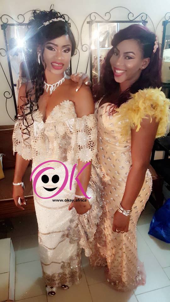 (11 photos): Combé a officiellement célébré son mariage hier. (11 photos): Combé a officiellement célébré son mariage hier.