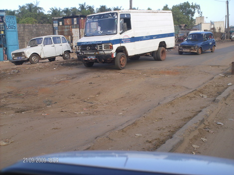 L’état des routes en question (reportage photos) L’état des routes en question (reportage photos)