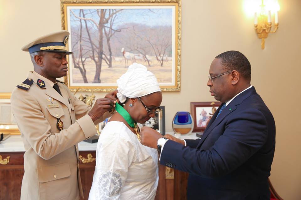 6 photos : Mme Fatou Bintou Djibo du PNUD élevée par le chef de l’Etat au rang de commandeur dans l’ordre national du Lion
