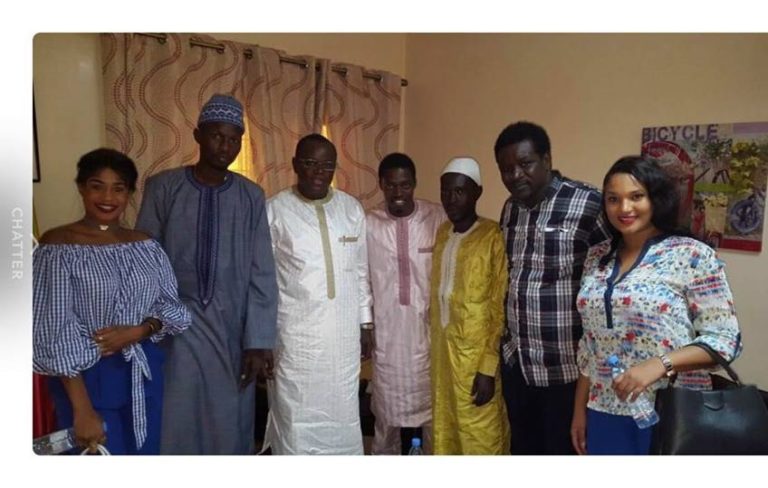 ( Photos) Les acteurs de la série Pod et Marichou reçus par le Ministre des Sports Matar Bâ ( Photos) Les acteurs de la série Pod et Marichou reçus par le Ministre des Sports Matar Bâ