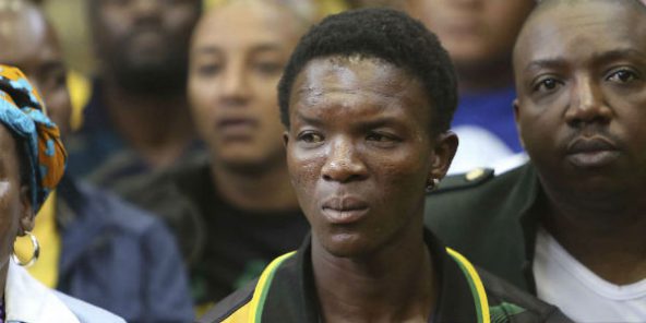 Afrique du Sud : 16 et 19 ans de prison pour deux Blancs reconnus coupables d’avoir enfermé un Noir dans un cercueil