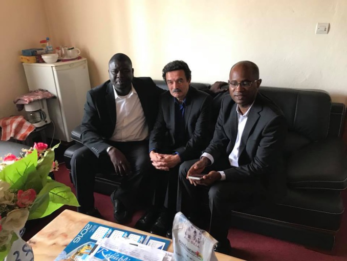 Abdou Salam Fall, patron de Seneweb avec le Grand Mory Kanté et Edwy Plenel (co-fondateur de Mediapart.com) et Bouba fondateur de bouba.com et guineenews.org