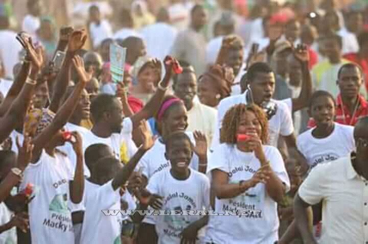 PHOTOS- Accueil populaire du président de la République, S.E.M Macky Sall dans la ville sainte de Touba PHOTOS- Accueil populaire du président de la République, S.E.M Macky Sall dans la ville sainte de Touba