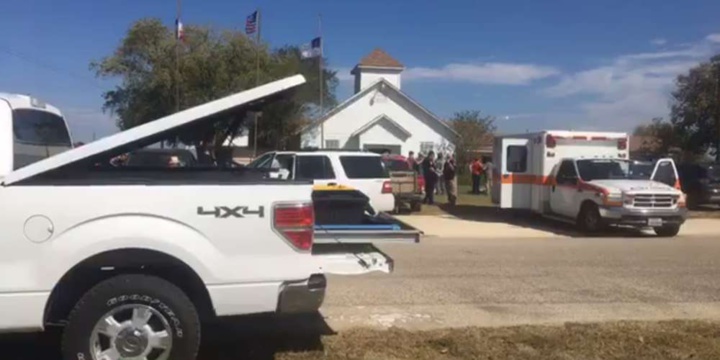 Plusieurs victimes lors d’une fusillade dans une église au Texas Plusieurs victimes lors d’une fusillade dans une église au Texas